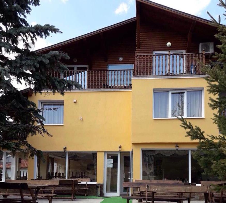Yundola Комплекс Лебанов酒店 外观 照片