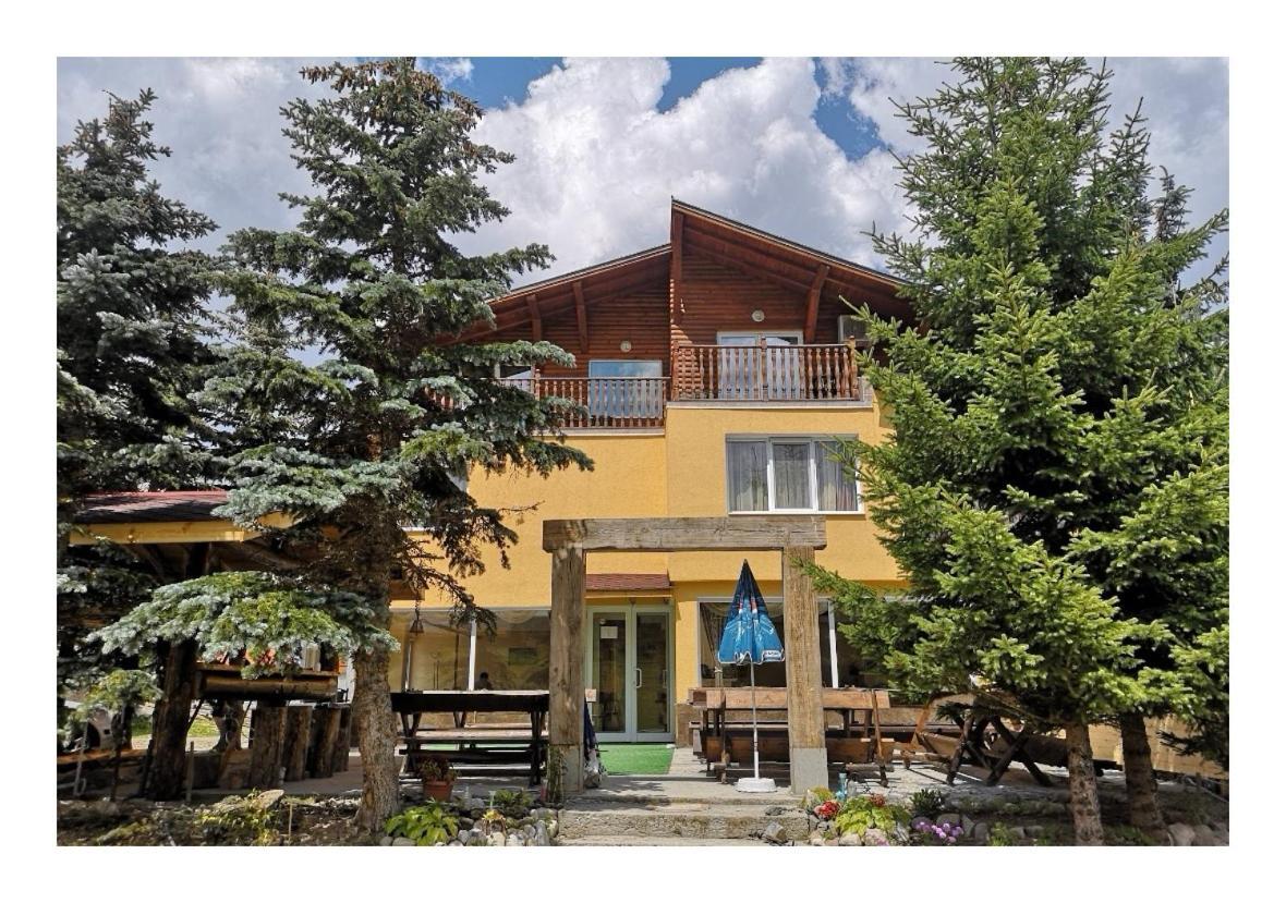 Yundola Комплекс Лебанов酒店 外观 照片